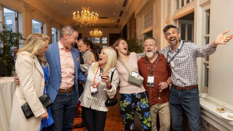 Let’s Connect VACEOs Happy Hour